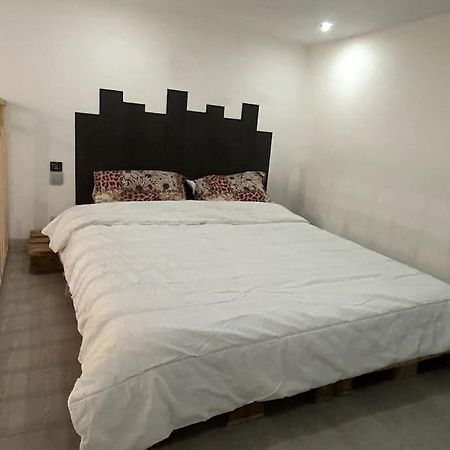 Charmant Studio Avec Mezzanine นีซ ภายนอก รูปภาพ